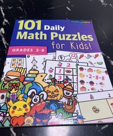 101 Daily Math Puzzles for Kids! : For Students in Grades 3-8 by Mashup Math...