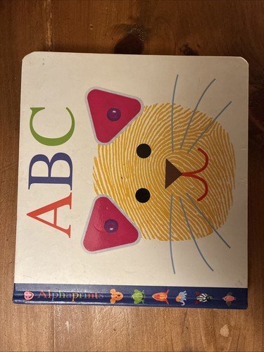 Bluey: A Jigsaw Puzzle Book: In- board book, 9780593752319, Penguin Young Reader