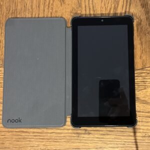 Barnes & Noble Nook Tablet BNTV450 8GB & Book Cover Bundle Wi-Fi,7in -