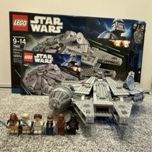 LEGO Star Wars 7965 Millennium Falcon (7965)-with Instructions, Box, & Minifigs