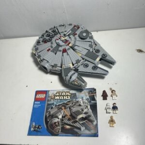LEGO Star Wars: Millennium Falcon (4504) 99% Complete With Instructions