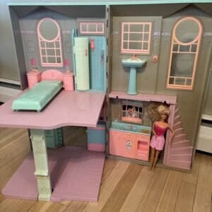 Vintage 2002 Barbie 2 Story Folding Talking Townhouse Dreamhouse Tested- Talks!